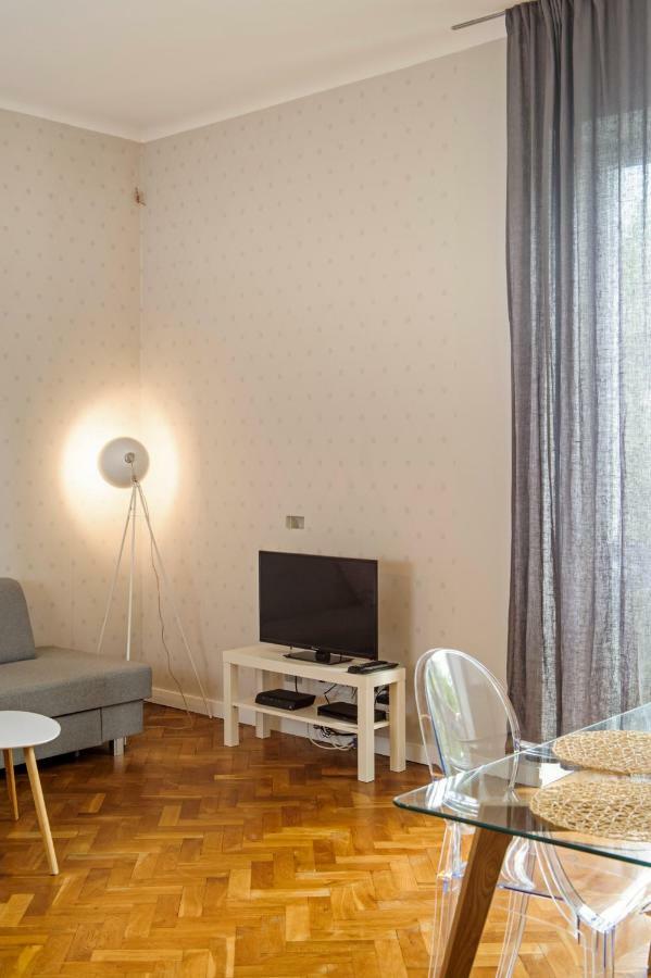Zoli Apartment Warschau Buitenkant foto