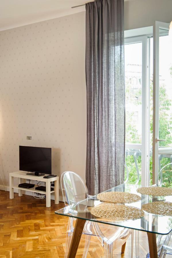 Zoli Apartment Warschau Buitenkant foto